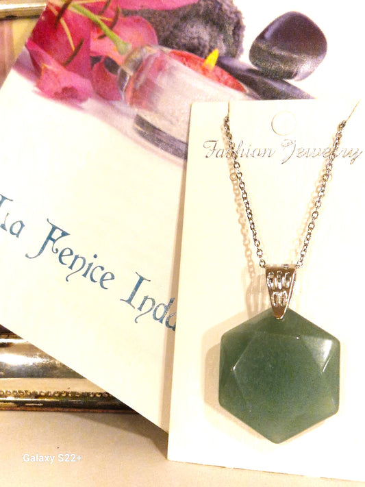 Ciondolo esagramma avventurina verde pietra naturale