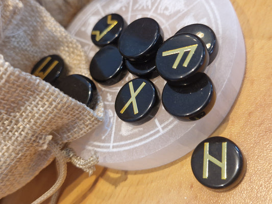 Rune celtiche in pietra naturale