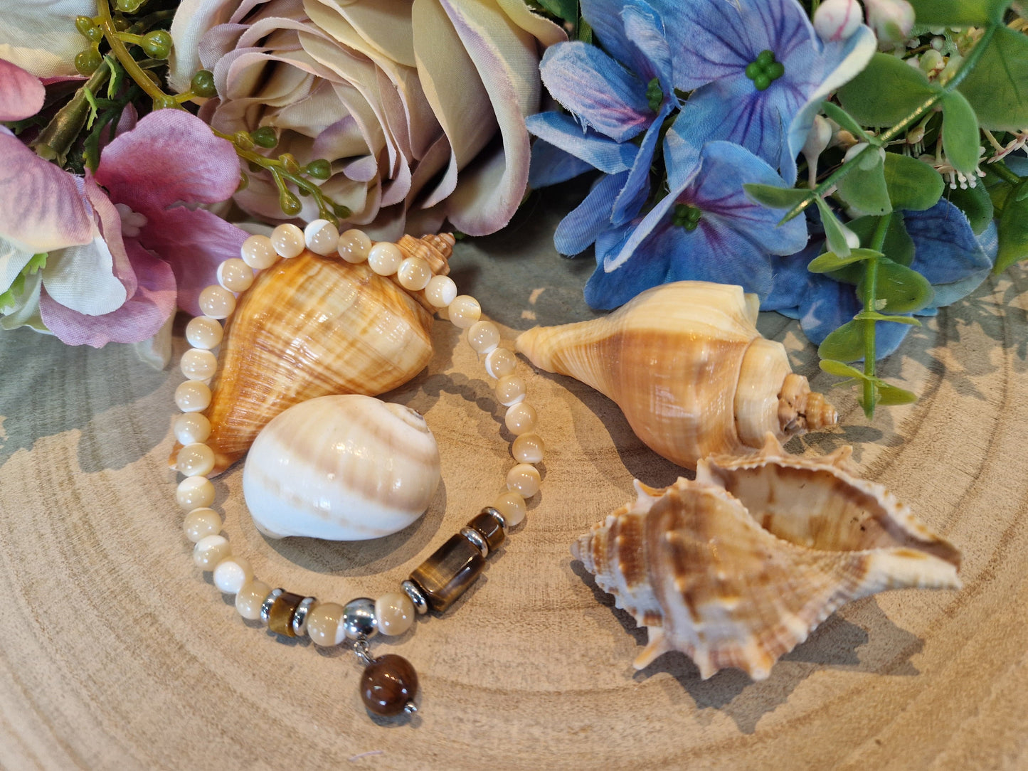 Bracciale 6mm madreperla e occhio di tigre naturali