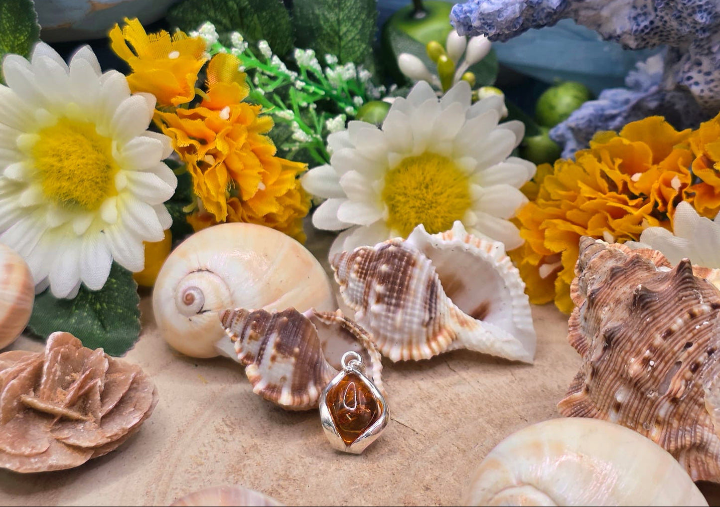 Ciondolo goccia in Ambra naturale e argento 2