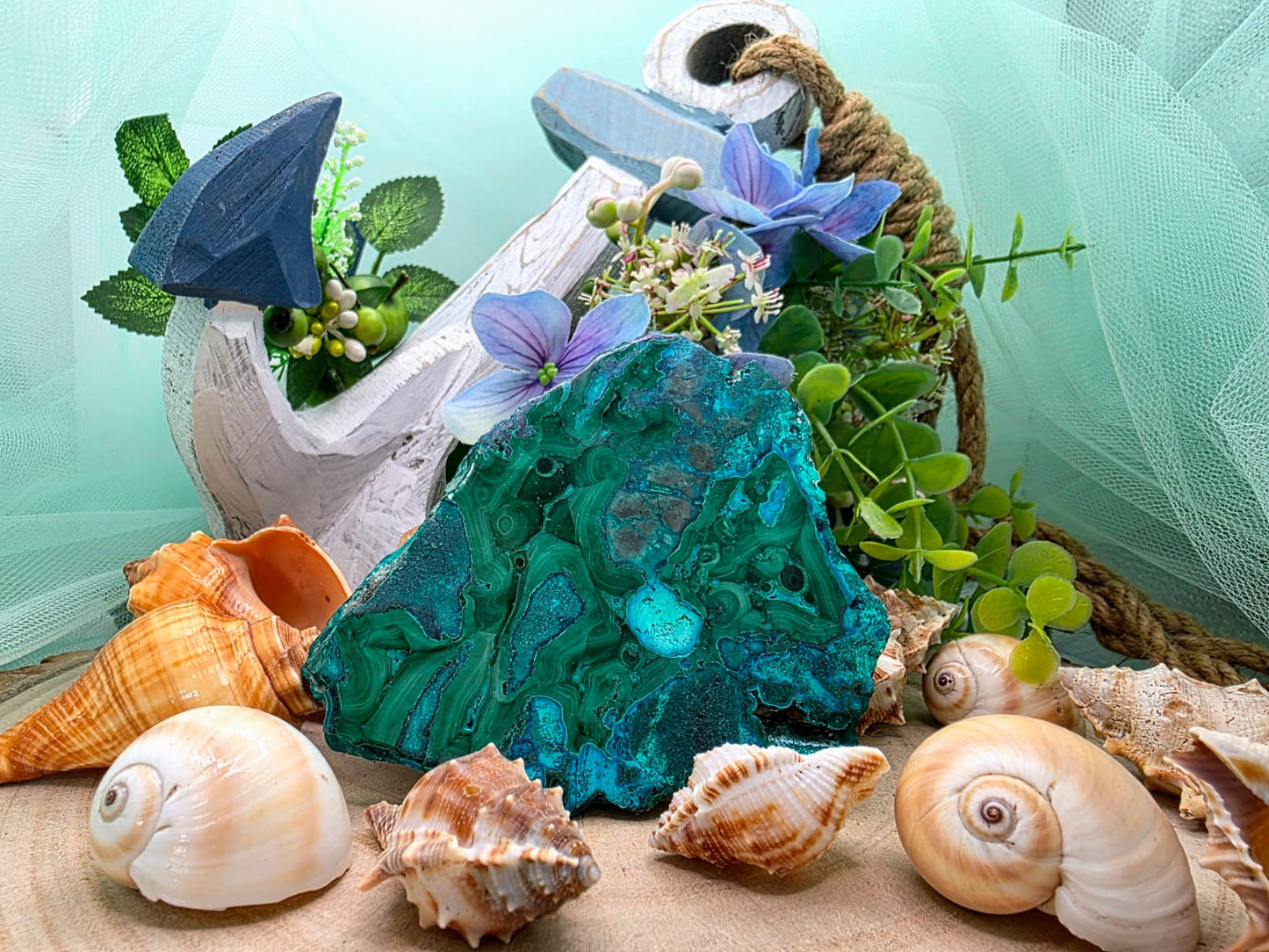 Fetta di malachite levigata naturale