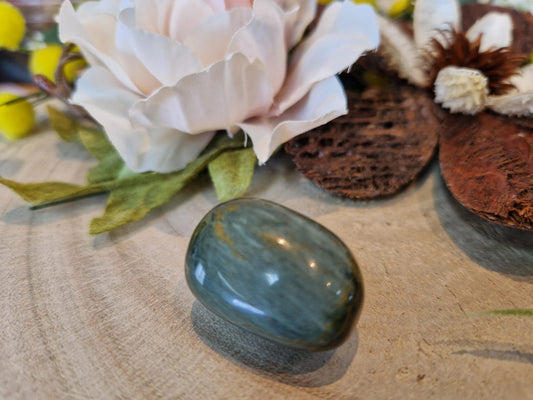 Occhio di gatto pietra naturale burattata