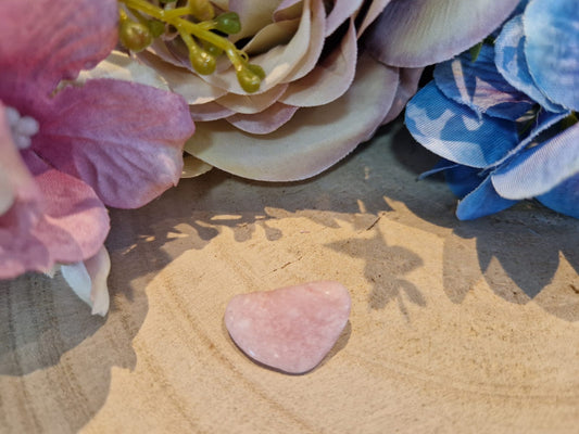 Petalite pietra naturale burattata