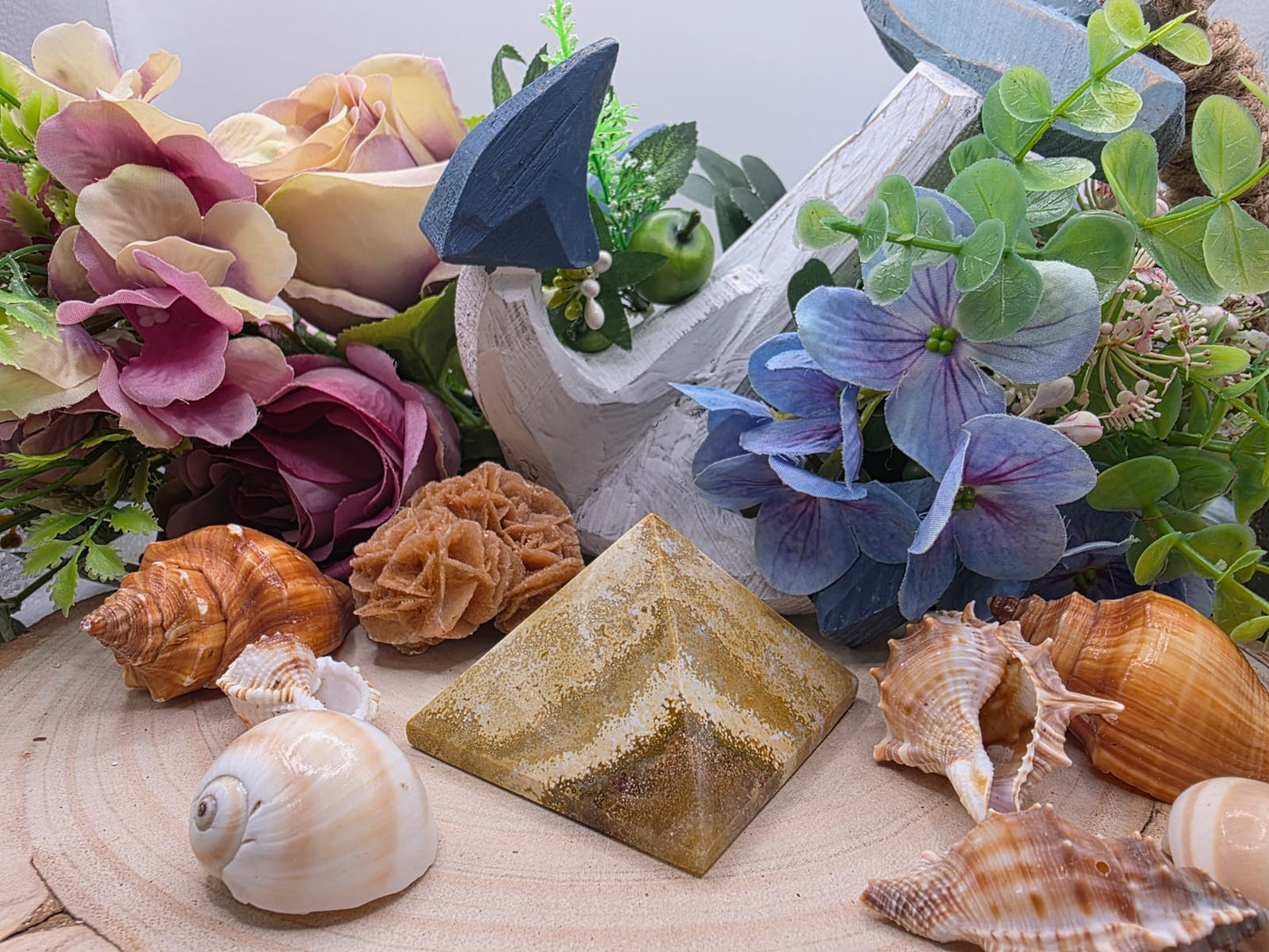 piramide diaspro oceano naturale