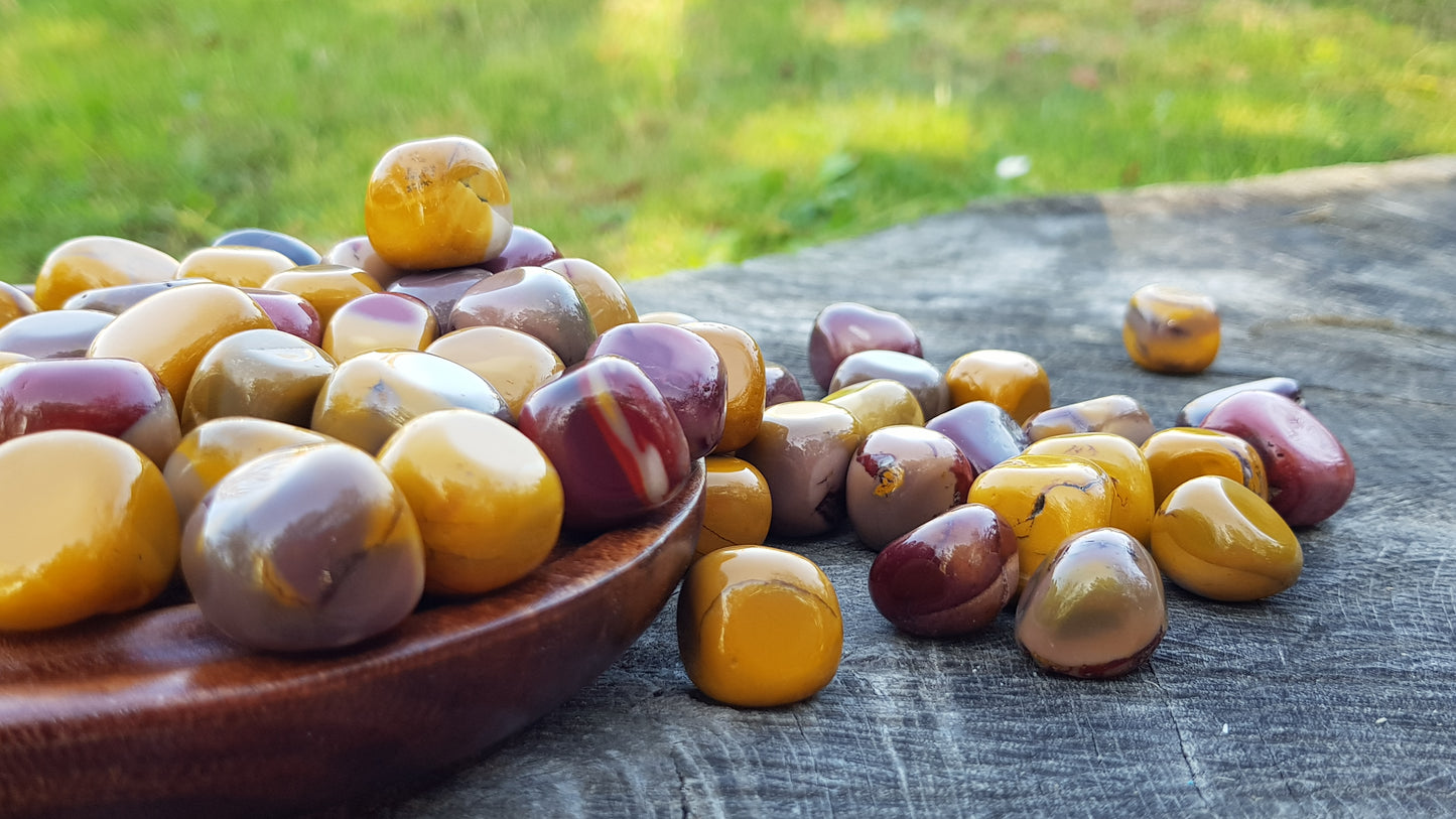 Mookaite pietra naturale burattata