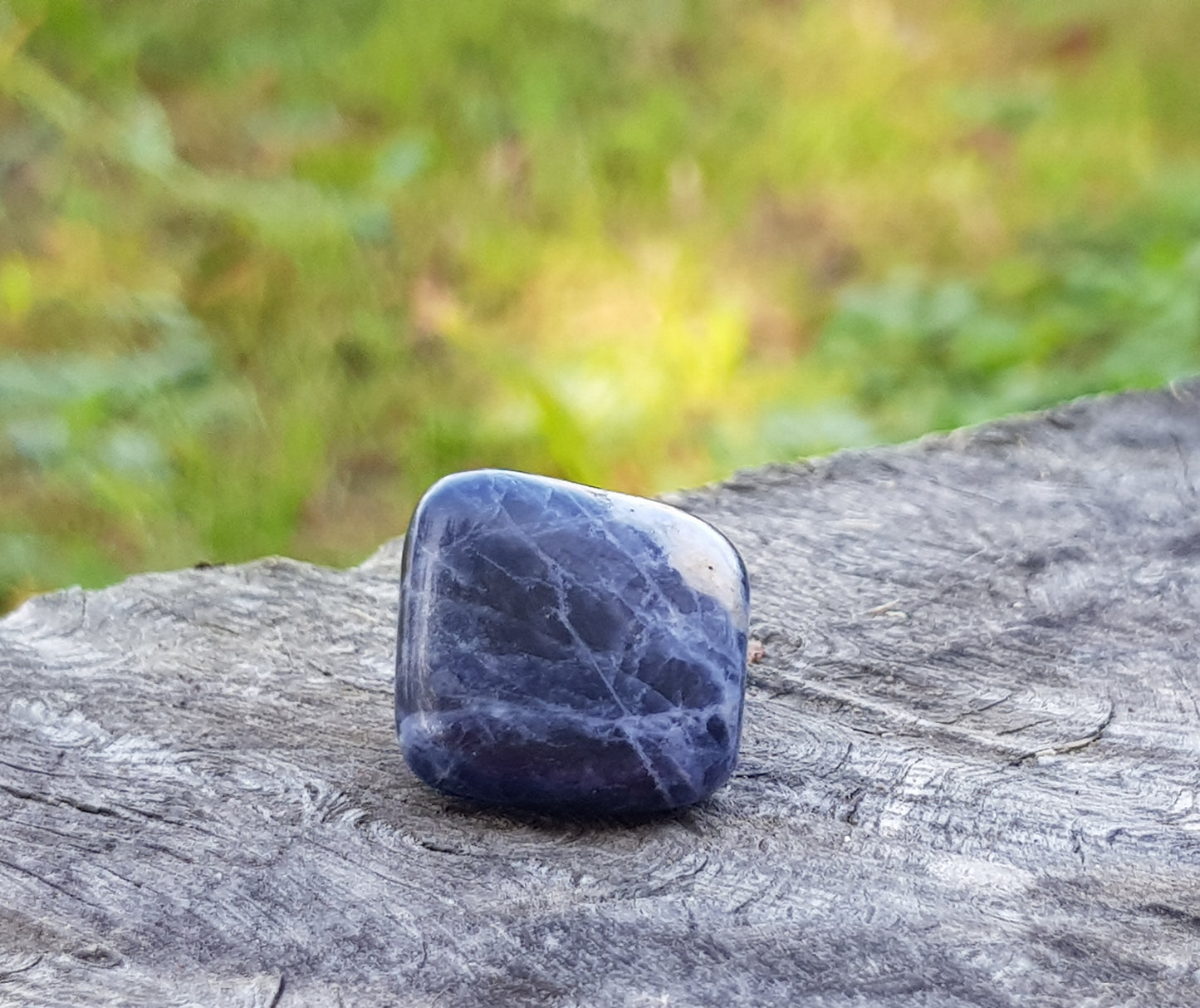 Sodalite pietra naturale burattata