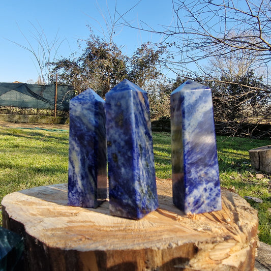 Obelisco sodalite