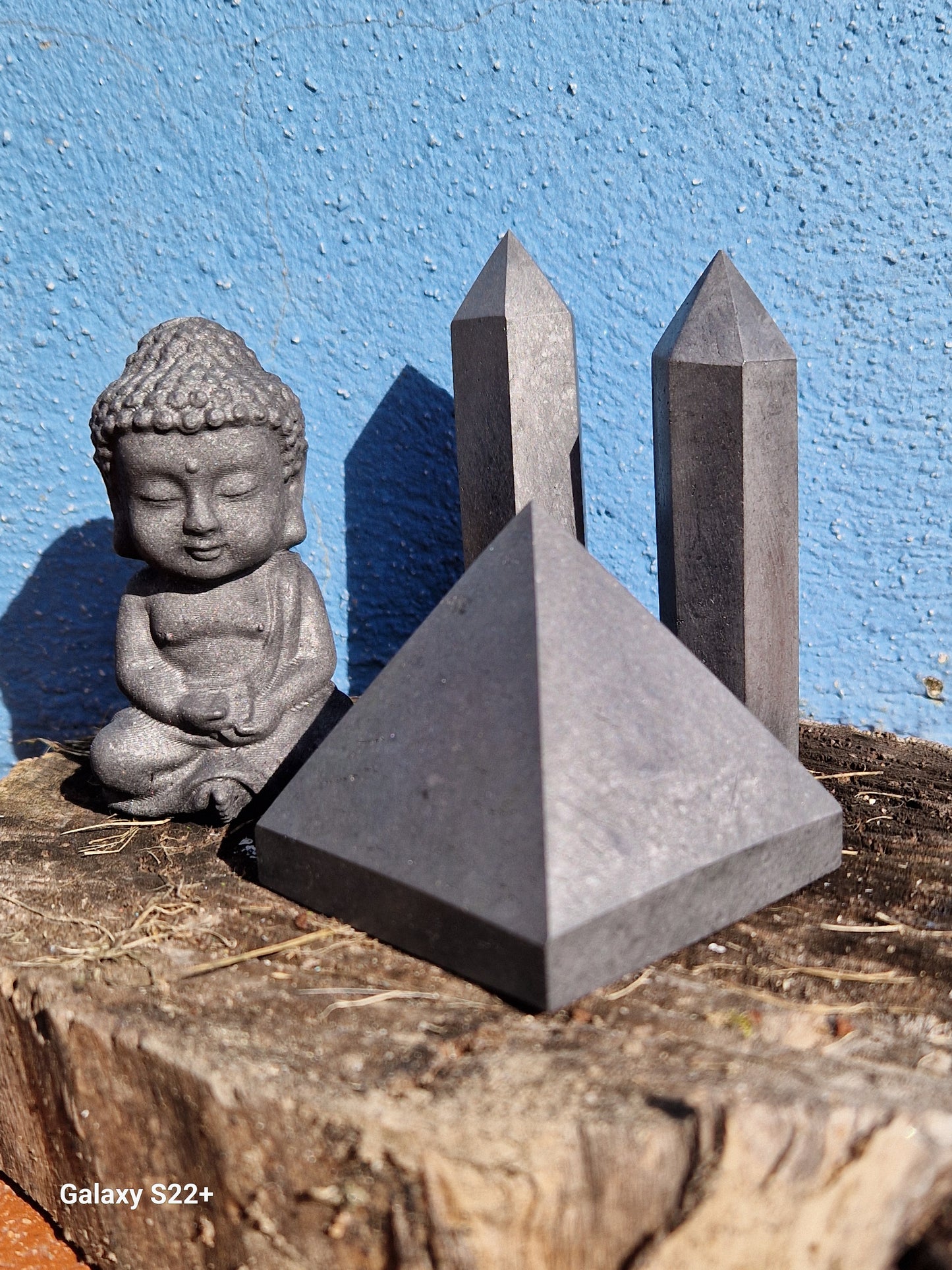 Shungite Buddha in pietra naturale