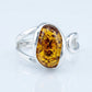 Anello in Ambra naturale su argento dettaglio 2