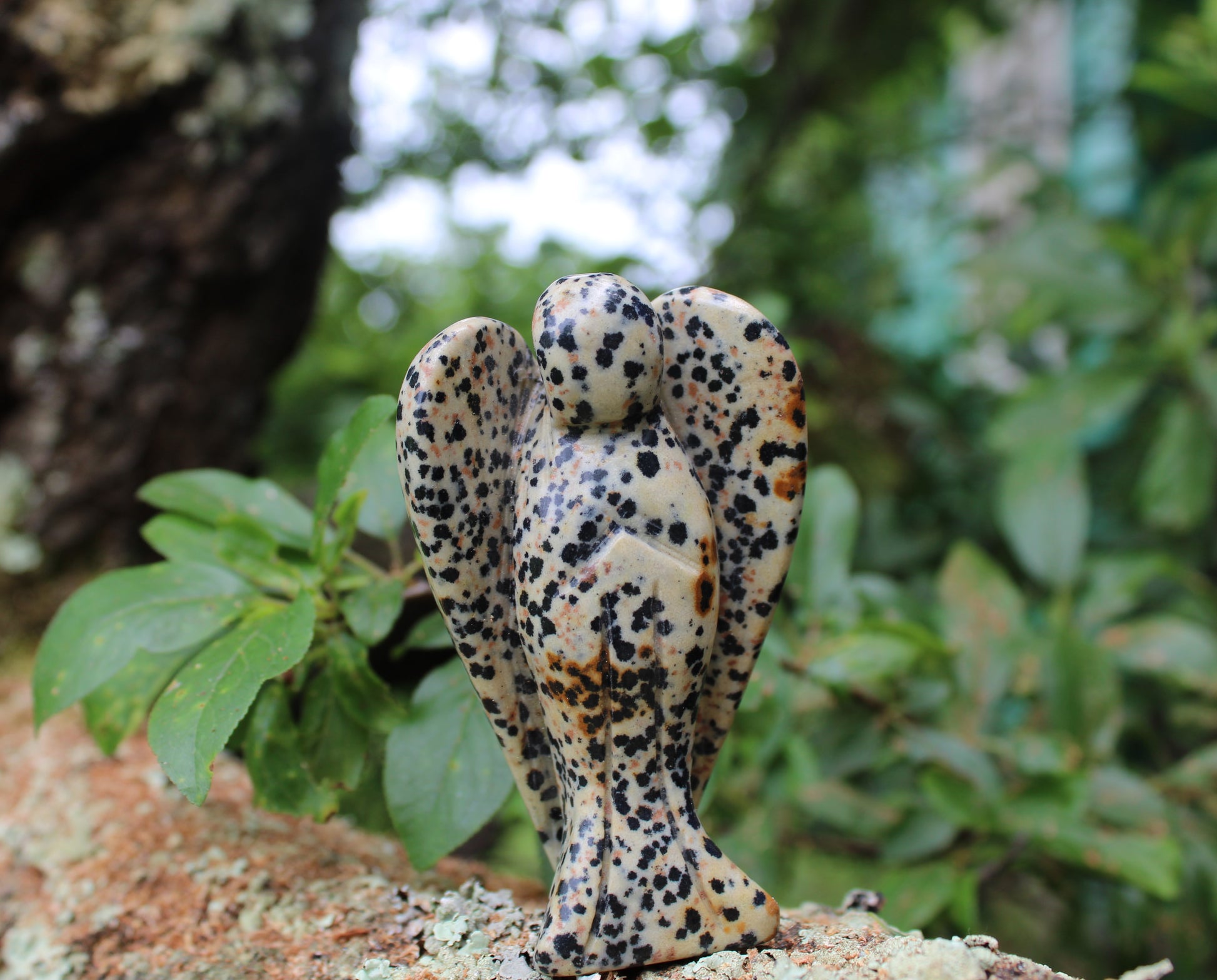 Angelo in pietra naturale diaspro dalmata