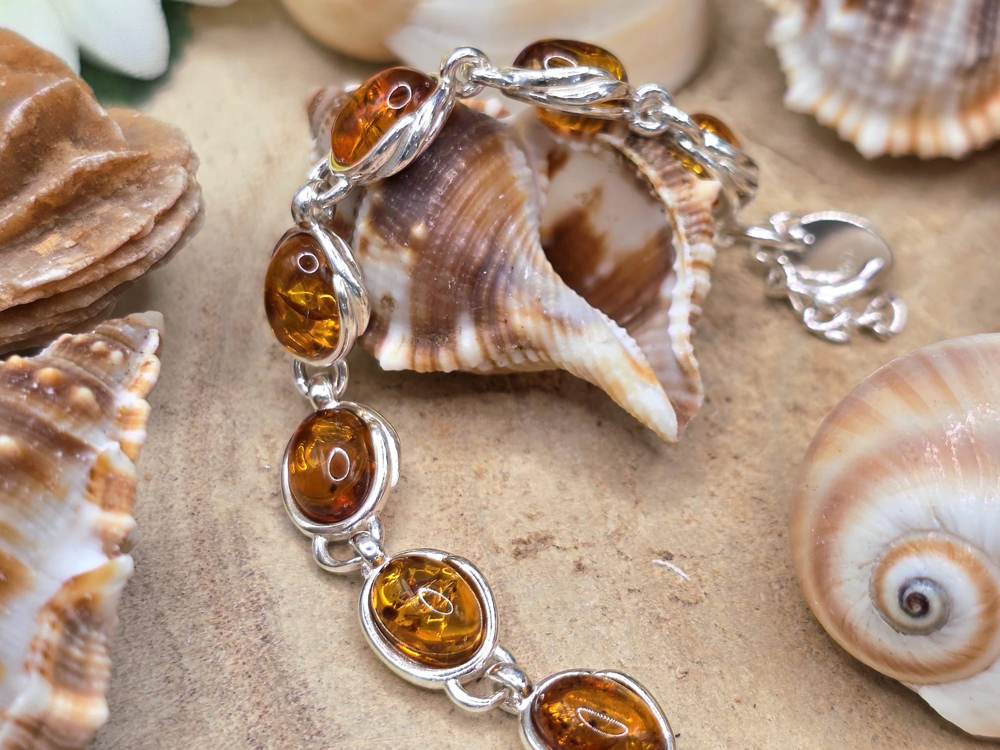 Bracciale in Ambra naturale e argento dettaglio