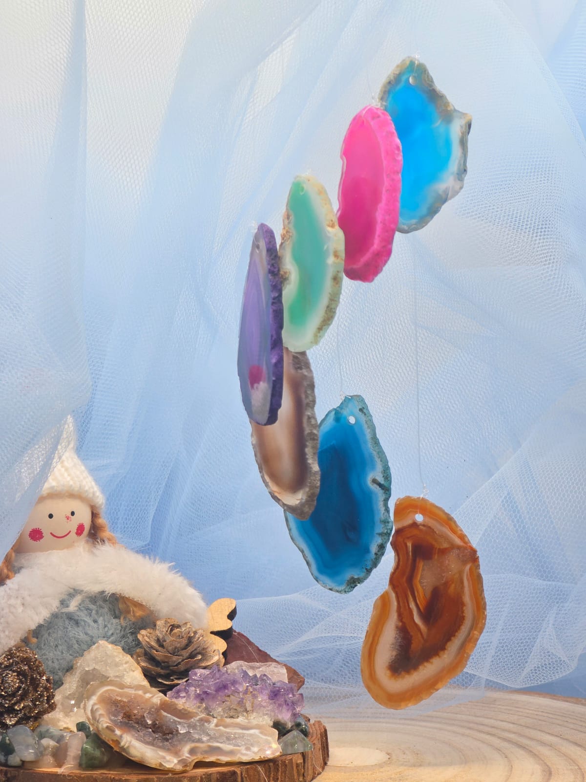 Campana a vento con fette di agata multicolor