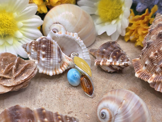 Ciondolo Ambra e Larimar naturali su argento dettaglio