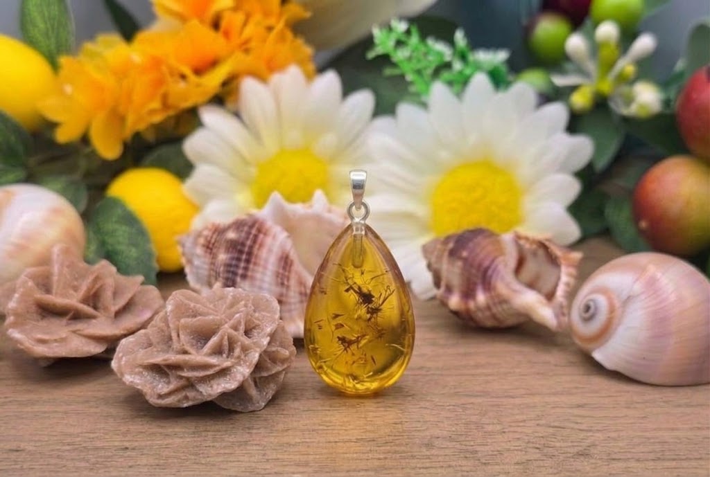 Ciondolo goccia in Ambra naturale 