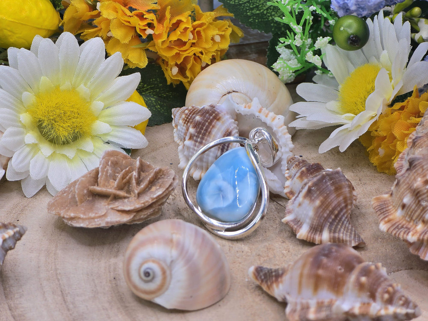 Ciondolo goccia in Larimar su argento