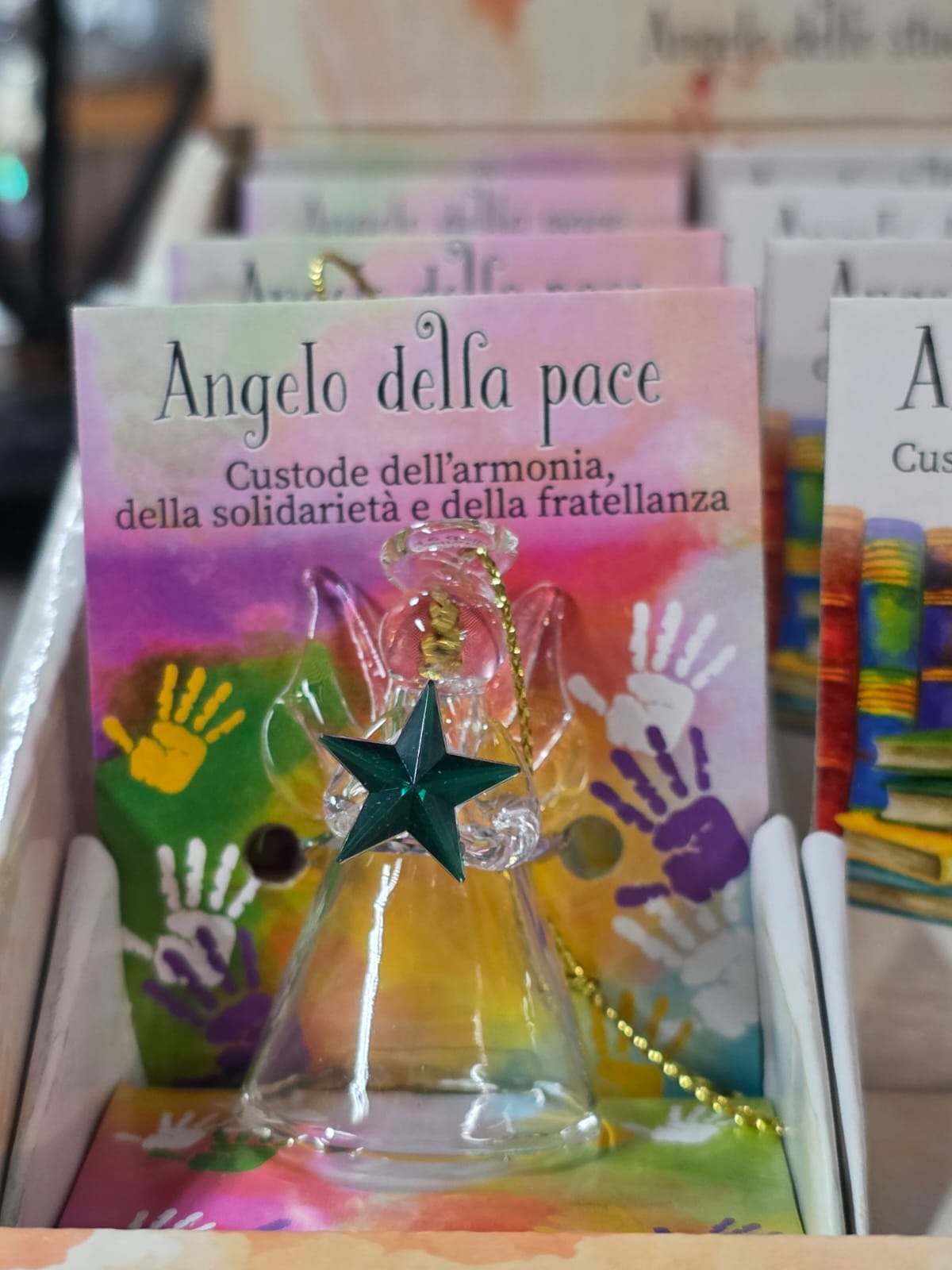 Figurina angelo custode con pietra naturale avventurina verde