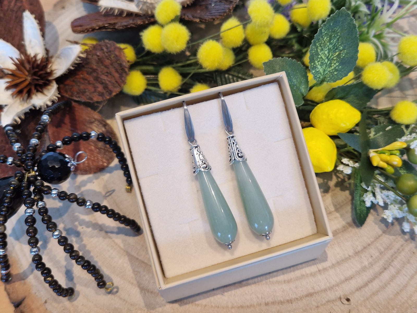 Orecchini goccia avventurina verde