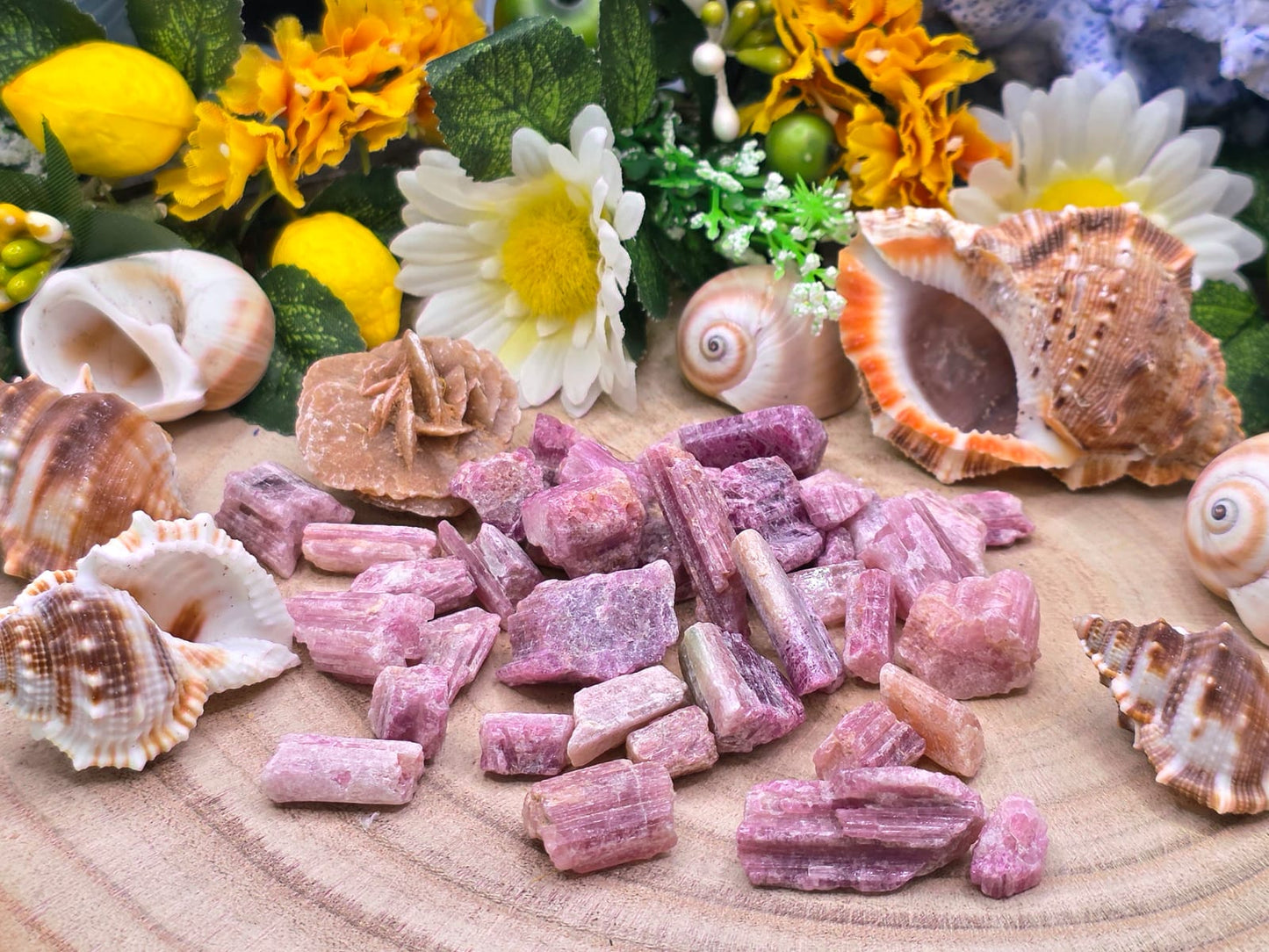 Tormalina rosa grezza naturale