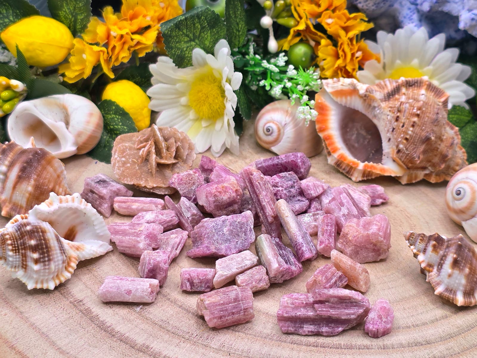 Tormalina rosa grezza naturale