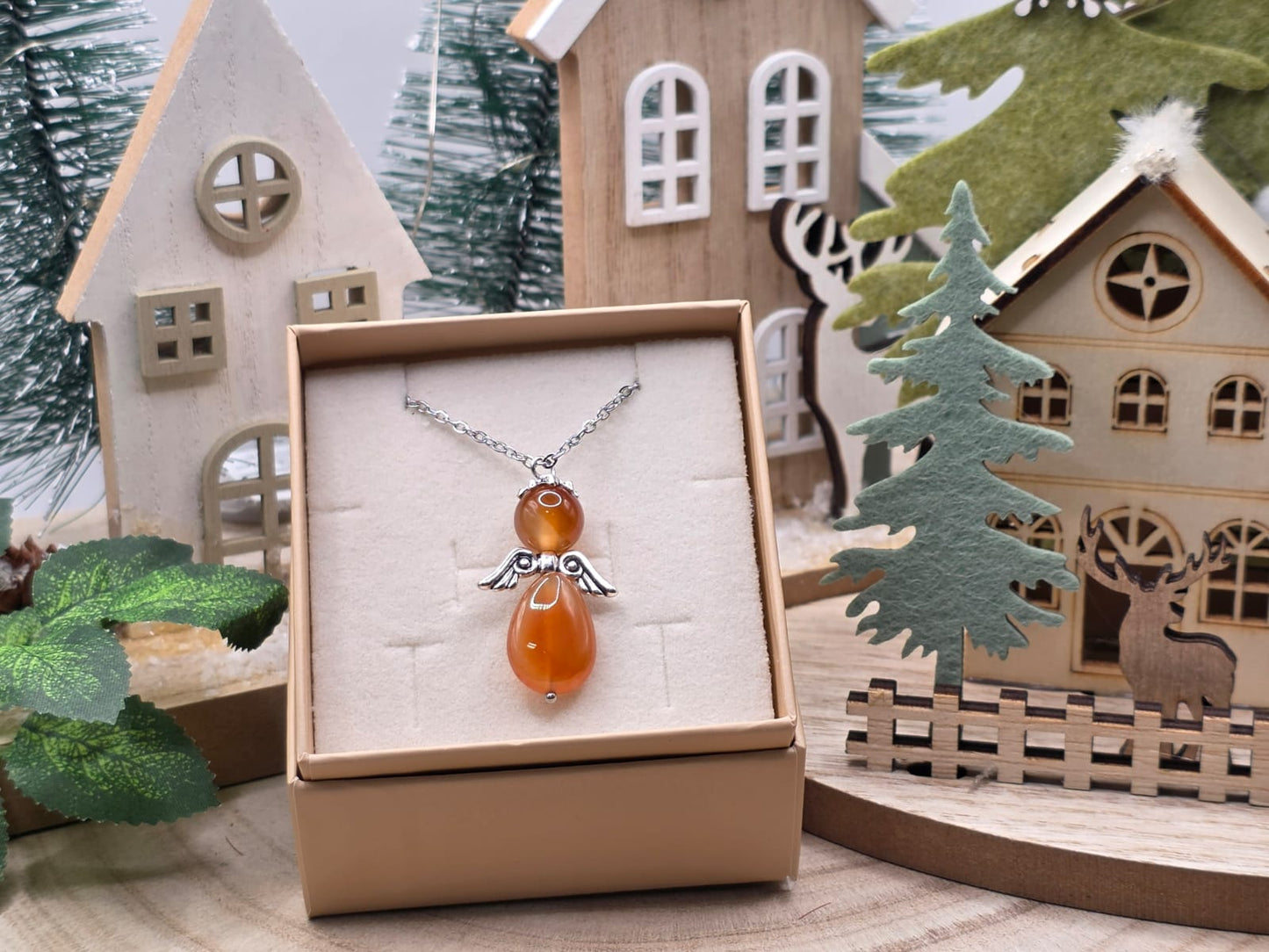 ciondolo angelo corniola