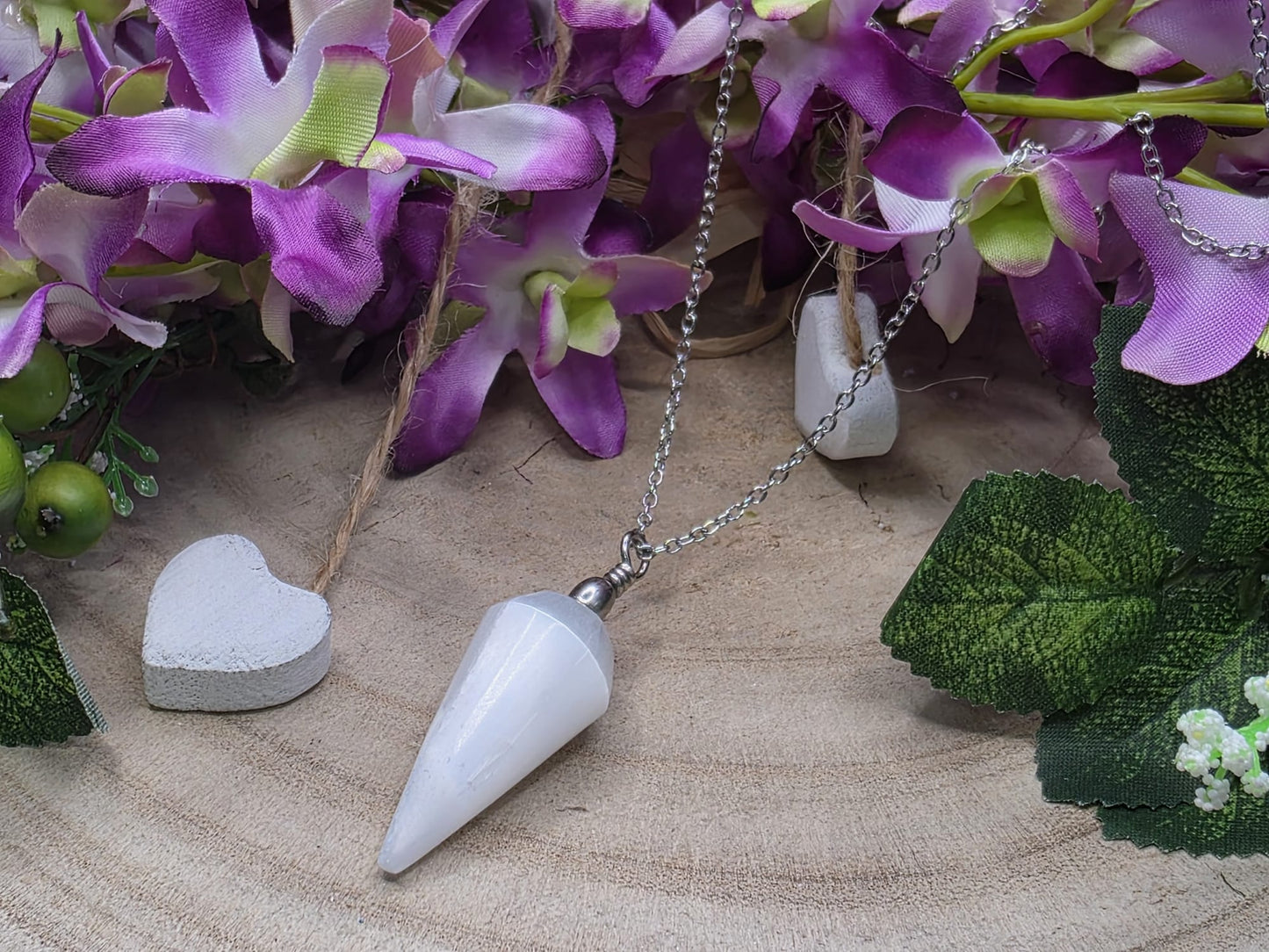 Ciondolo selenite naturale