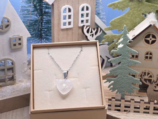 Ciondolo cuoricino Quarzo ialino pietra naturale