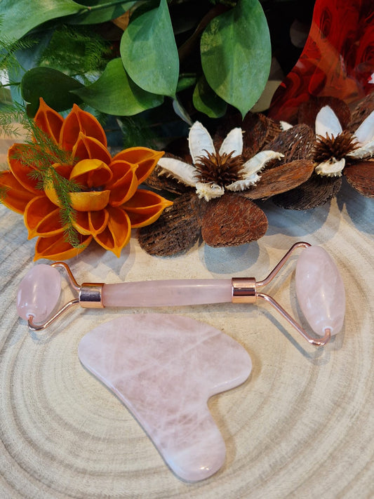 Set roller con guasha quarzo rosa