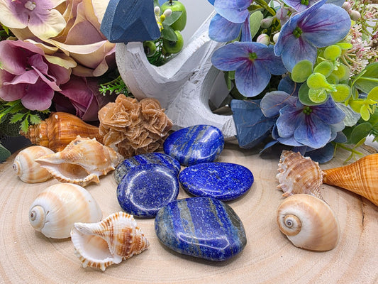 Smooth stone lapislazuli pietra naturale