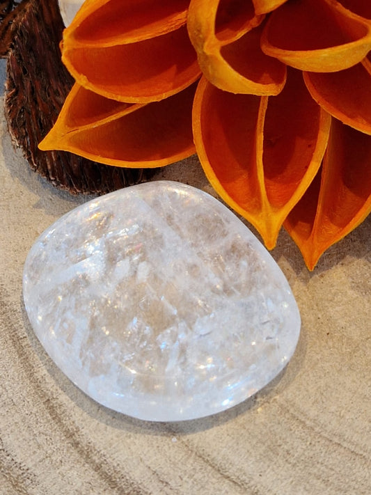 Smooth stone calcite bianca pietra naturale