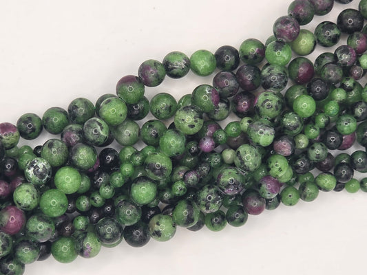 Zoisite con Rubino filo tondo liscio pietra naturale