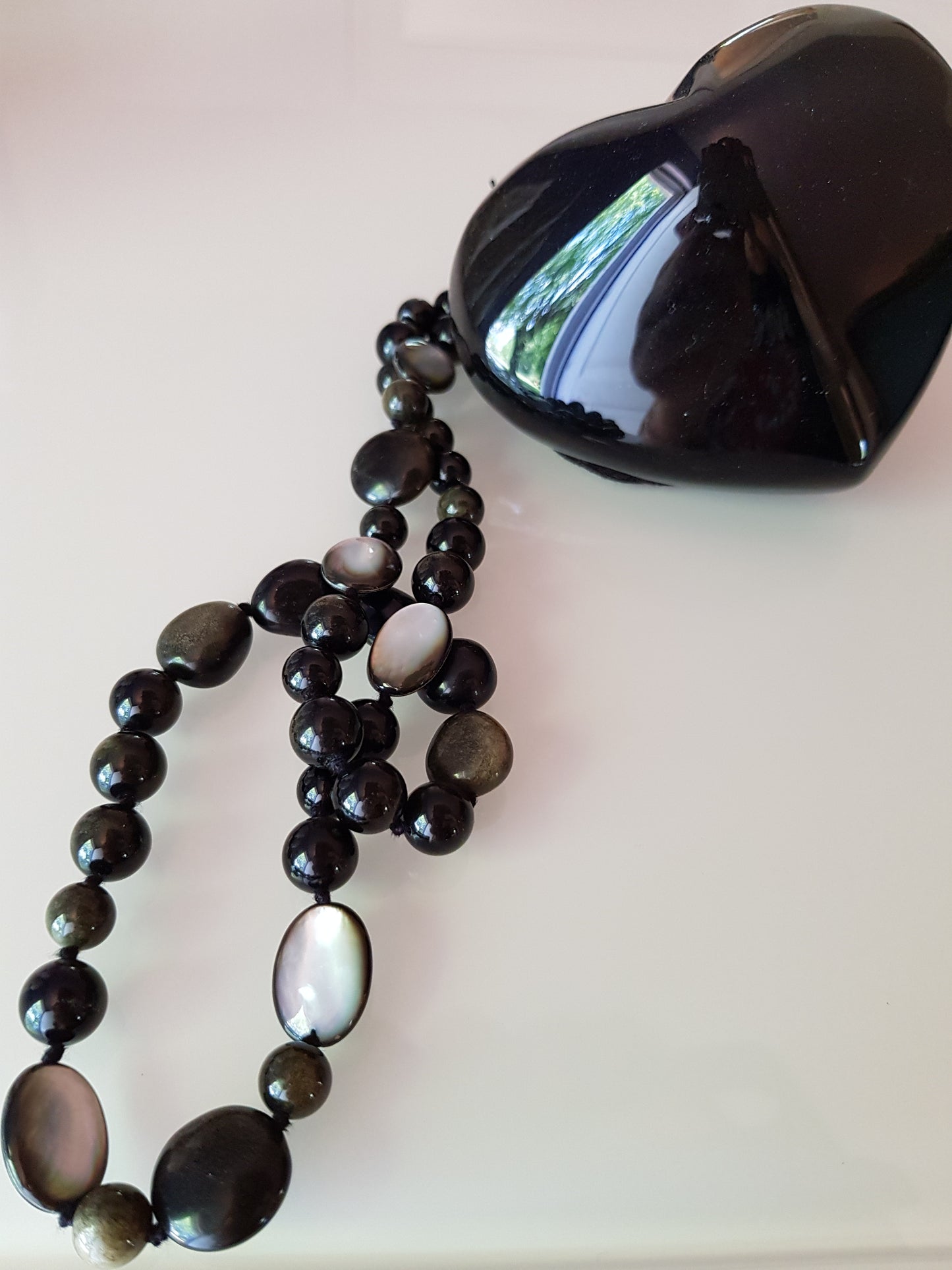 Collana Lady Hawke Ossidiana Nera e Madreperla